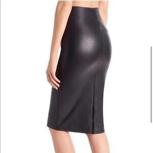 Commando Faux Leather Straight & Pencil Midi Skirt Women's Black Size X-Large